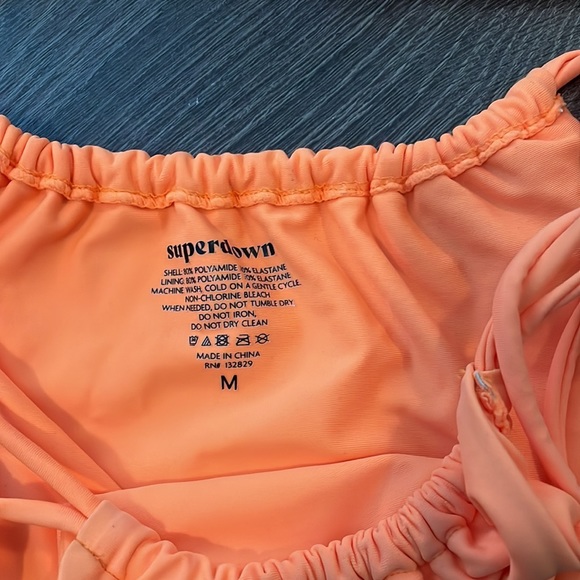 Super down Orange Bikini - Picture 4 of 5